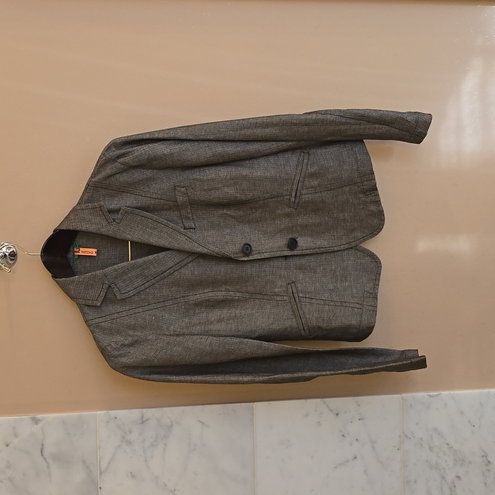 A 100% cotton Benetton pant suit.
